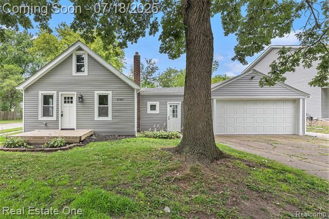 Property Photo:  21801 Colgate Street  MI 48336 