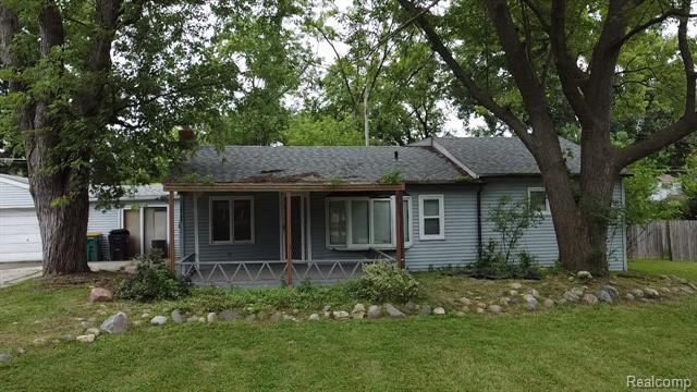Property Photo: 23106 Springbrook Drive MI 48336