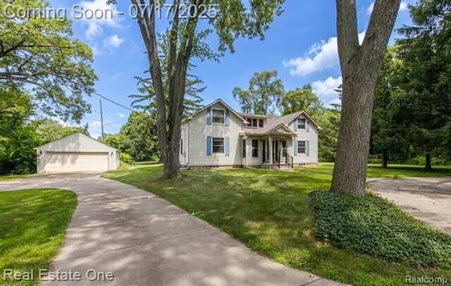 Property Photo:  727 Romeo Road  MI 48307 