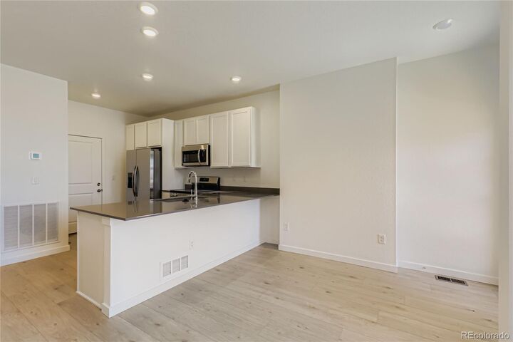 Property Photo:  6688 E 149th Avenue 3  CO 80602 