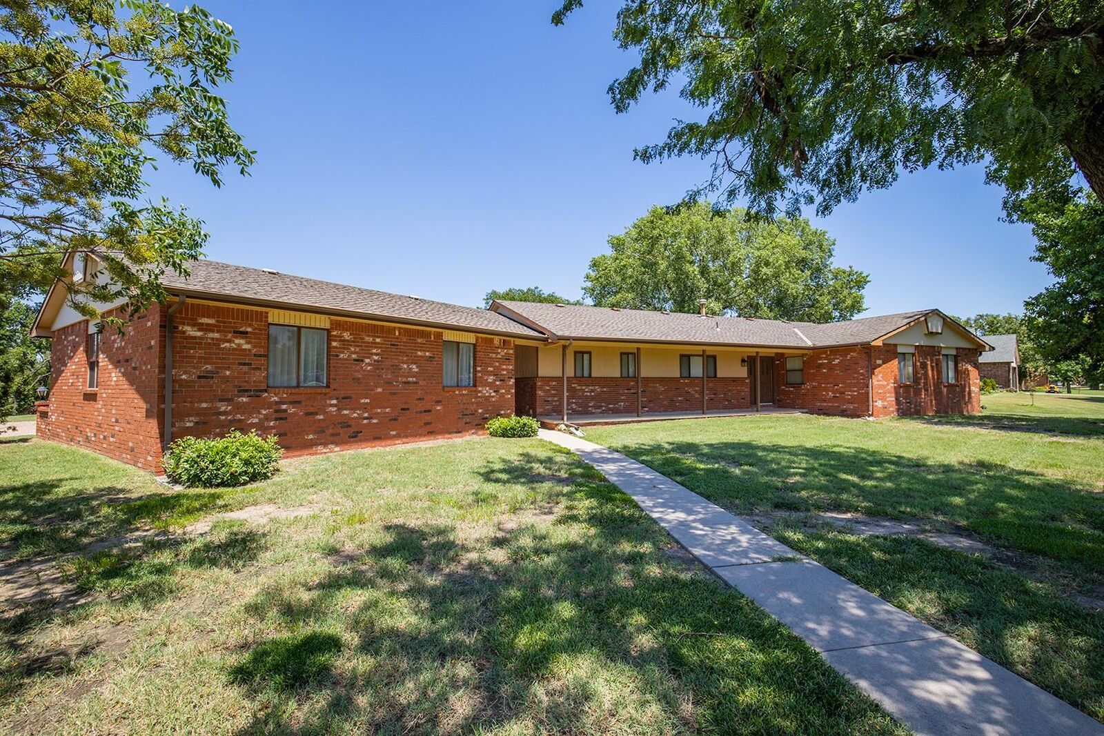 Photo de la propriété:  2418 W Rio Vista Dr.  KS 67204 