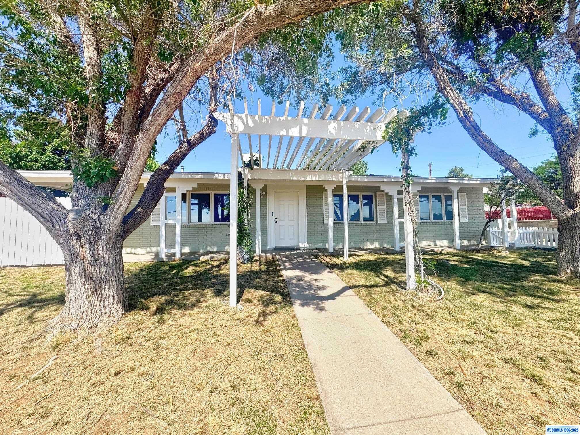 Property Photo: 3209 N Swan Street NM 88061