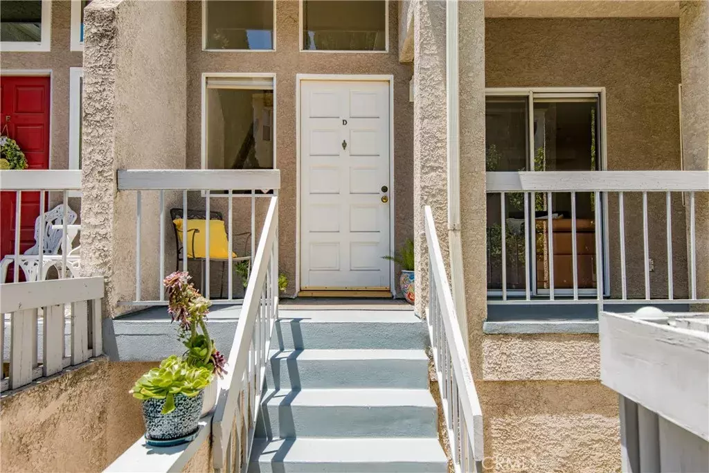 Property Photo:  334 California Street D  CA 91006 