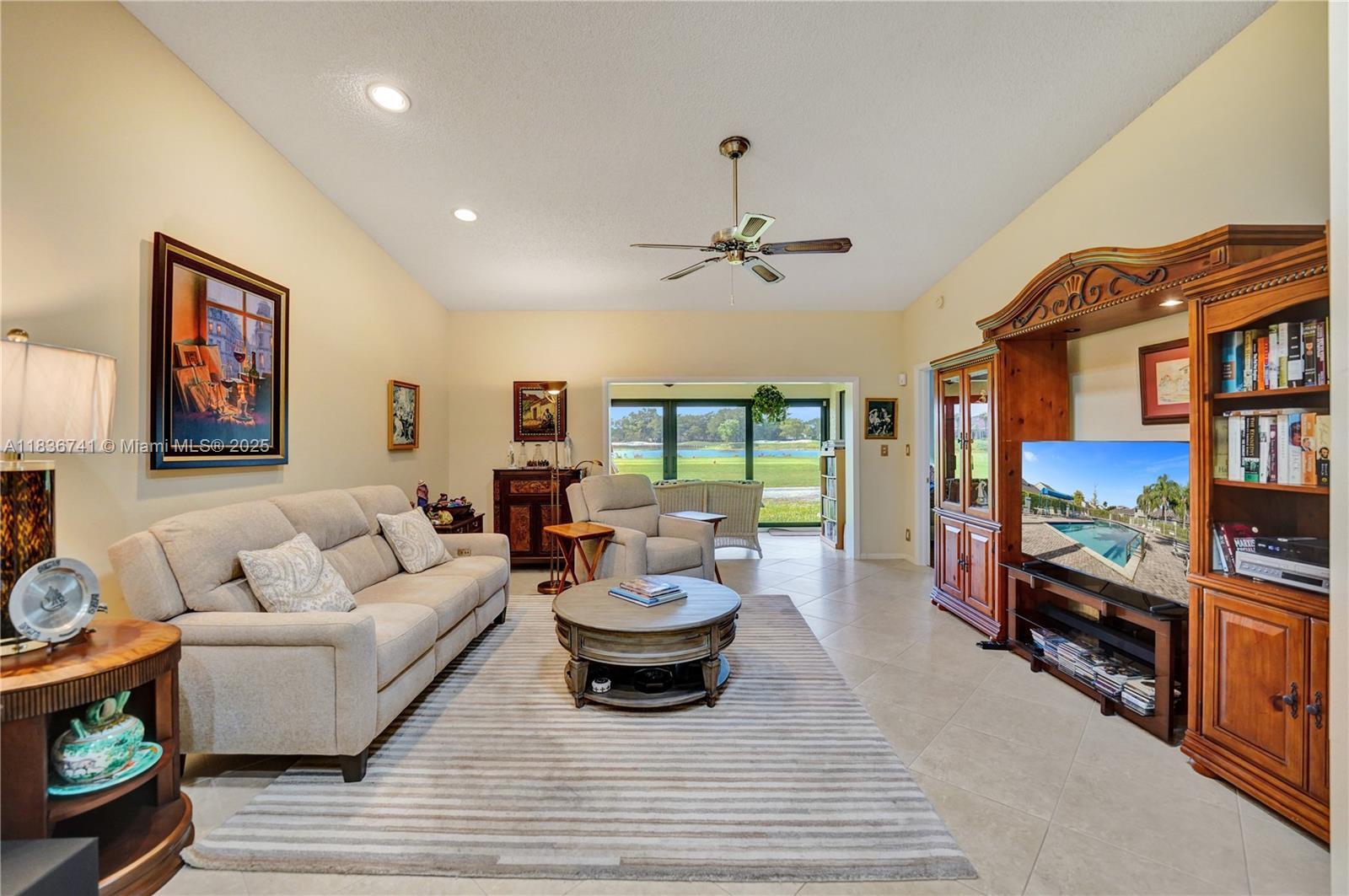 Property Photo: 8406 NW 78th Ct FL 33321