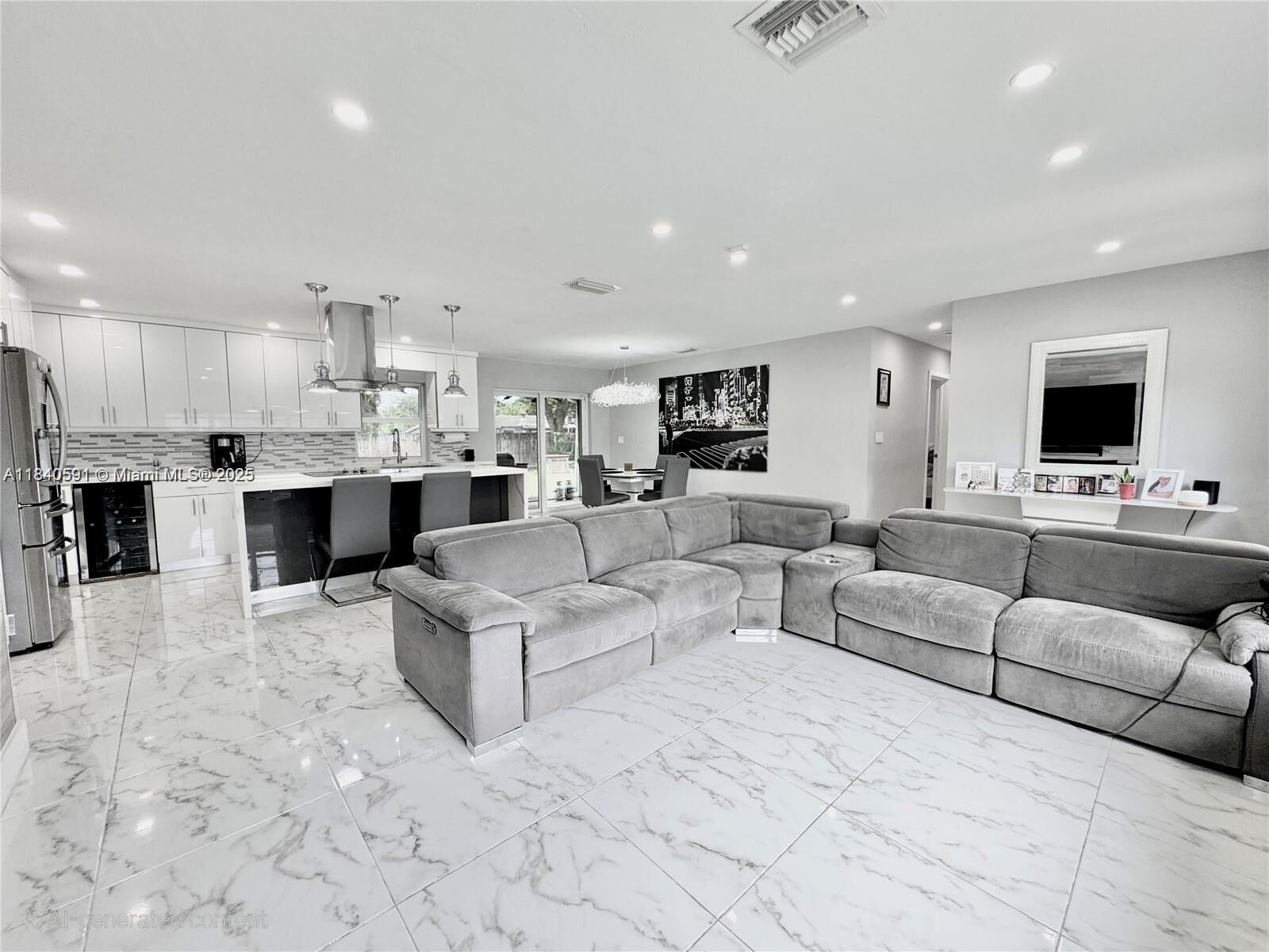 Property Photo: 161 NW 46th Ter FL 33317