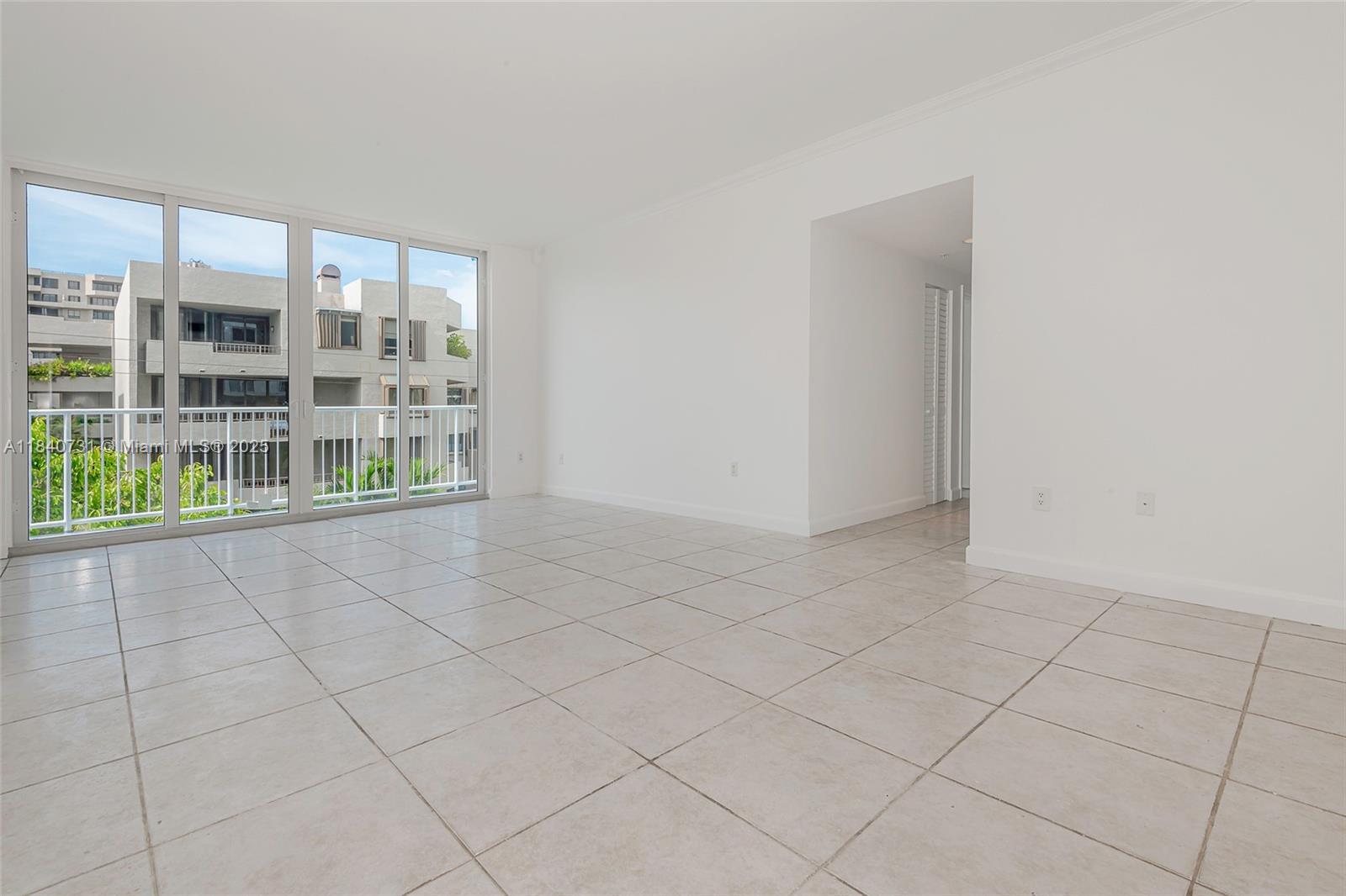 Property Photo: 50 Ocean Lane Dr 301 FL 33149