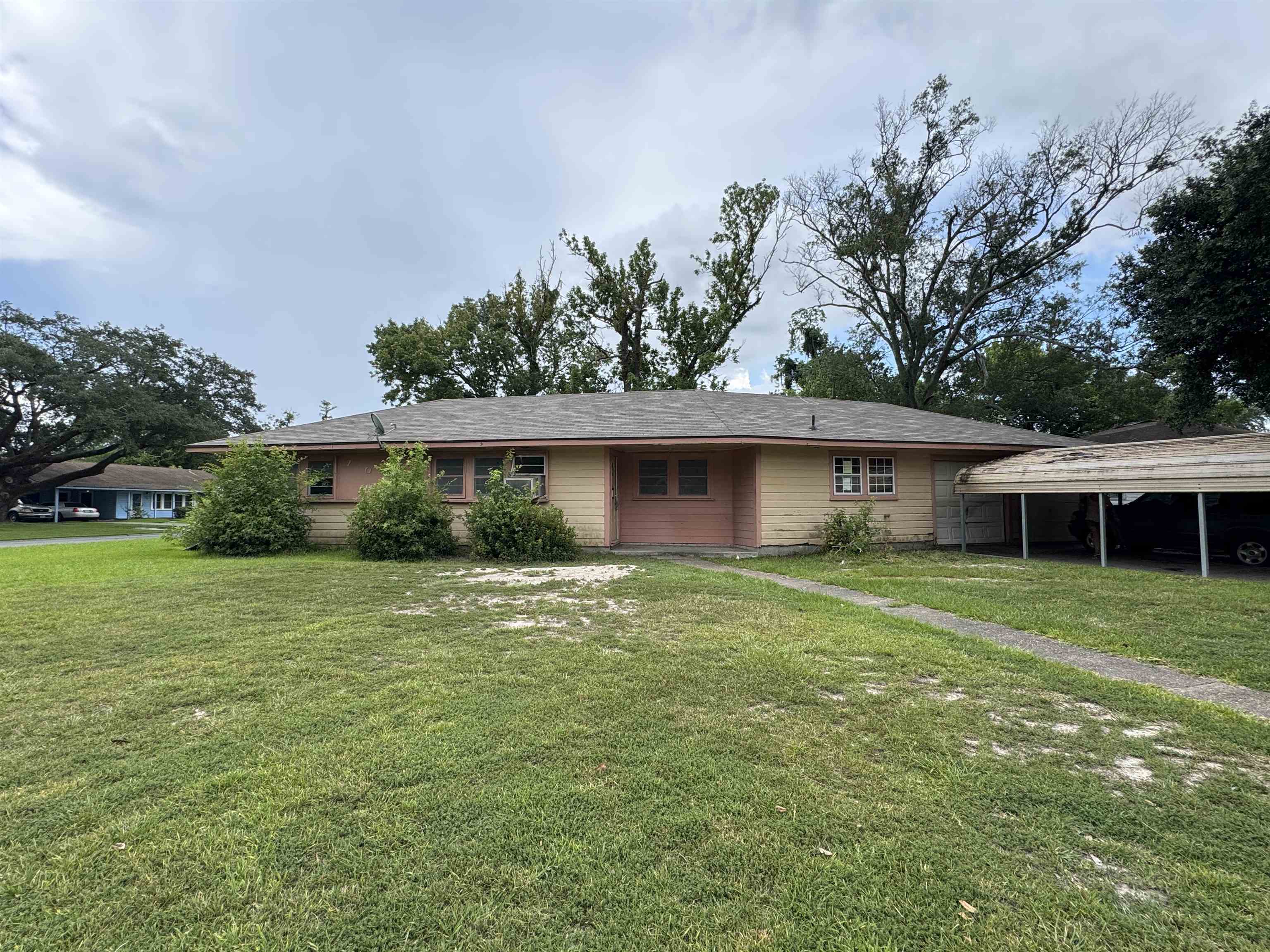 Property Photo:  1009 Ruby Lane  TX 77630 