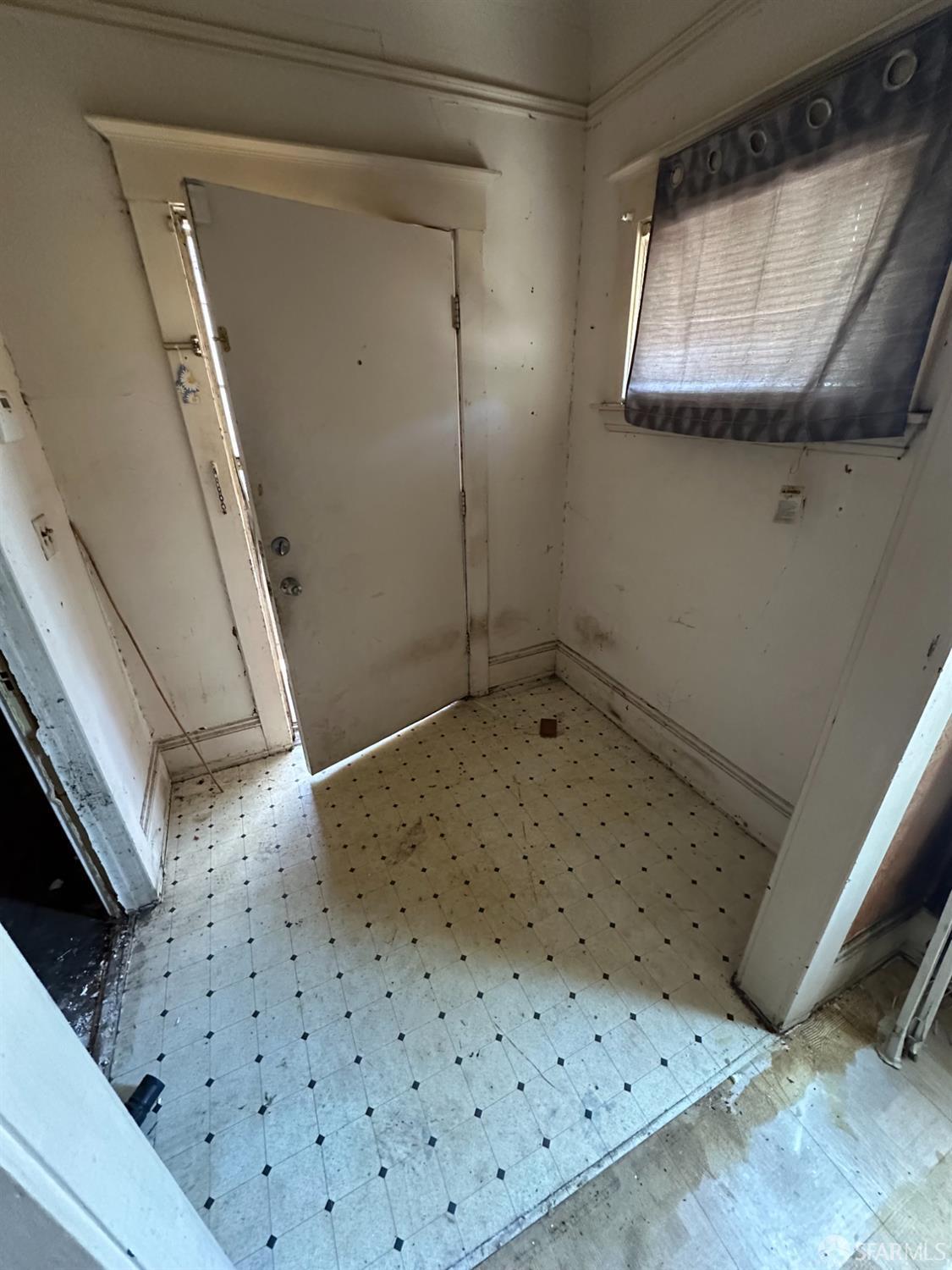 Property Photo:  2140 27th Avenue  CA 94601 