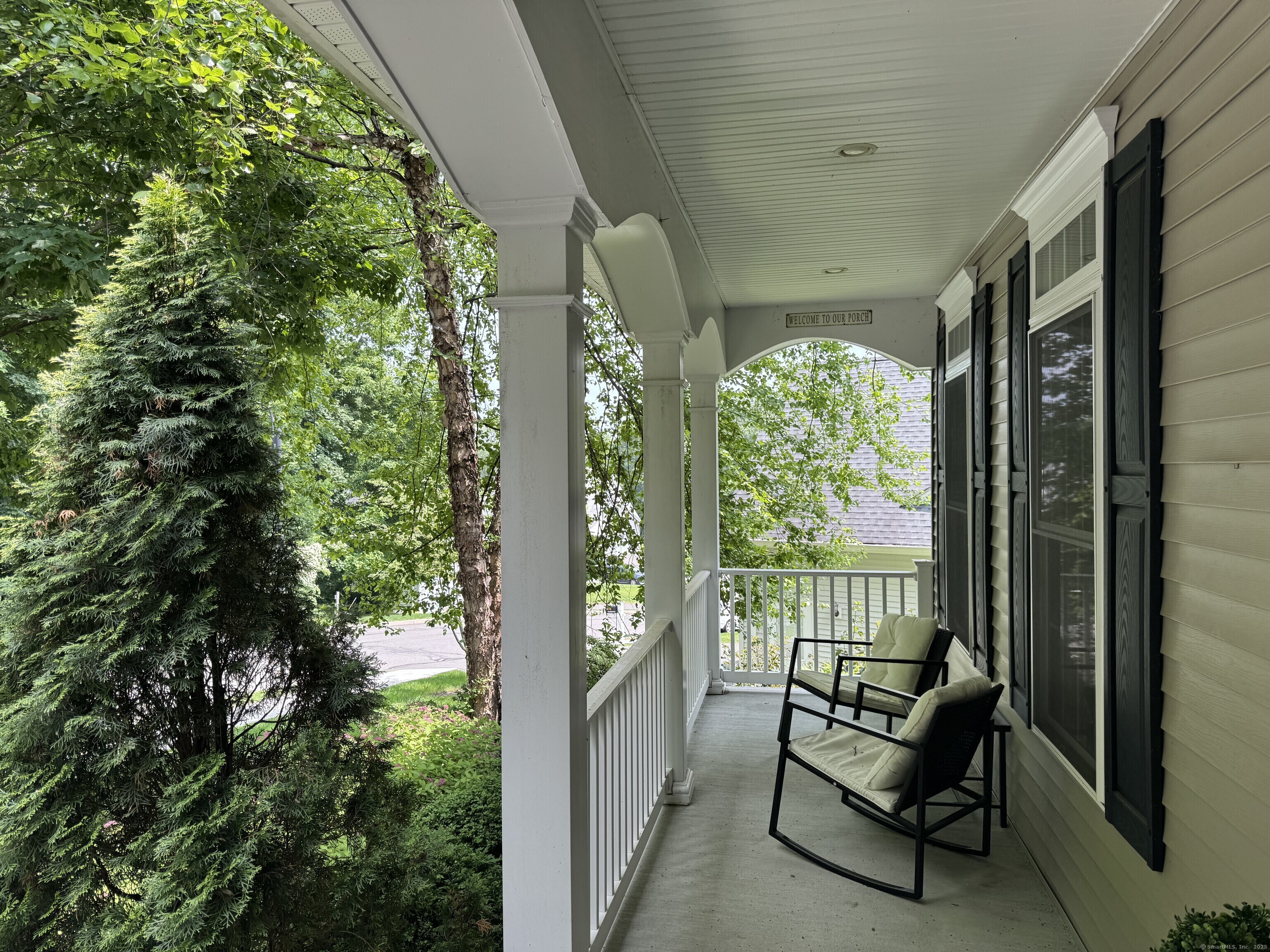 Property Photo: 2 Blackstone Court CT 06811