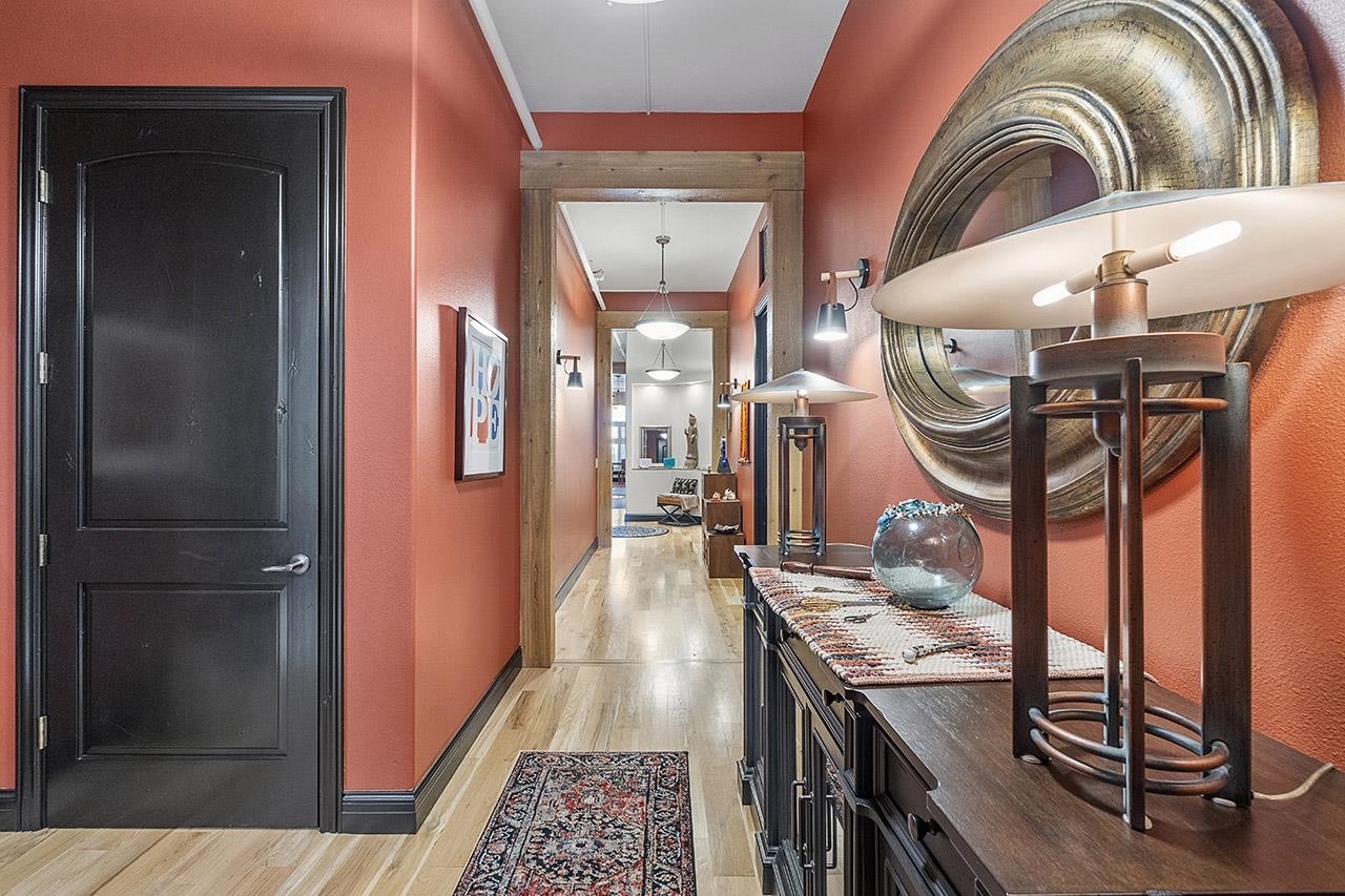 Property Photo: 170 S Lincoln St 200 WA 99201
