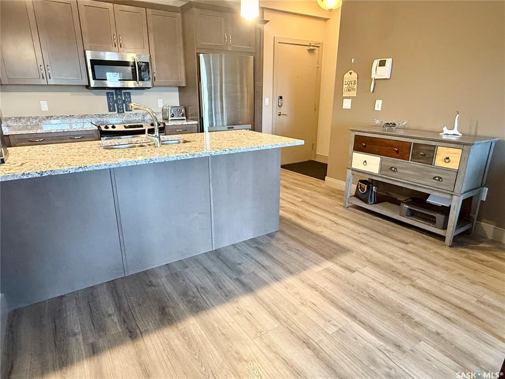 Property Photo: 121 Willowgrove Crescent 122 SK S7W 0N4