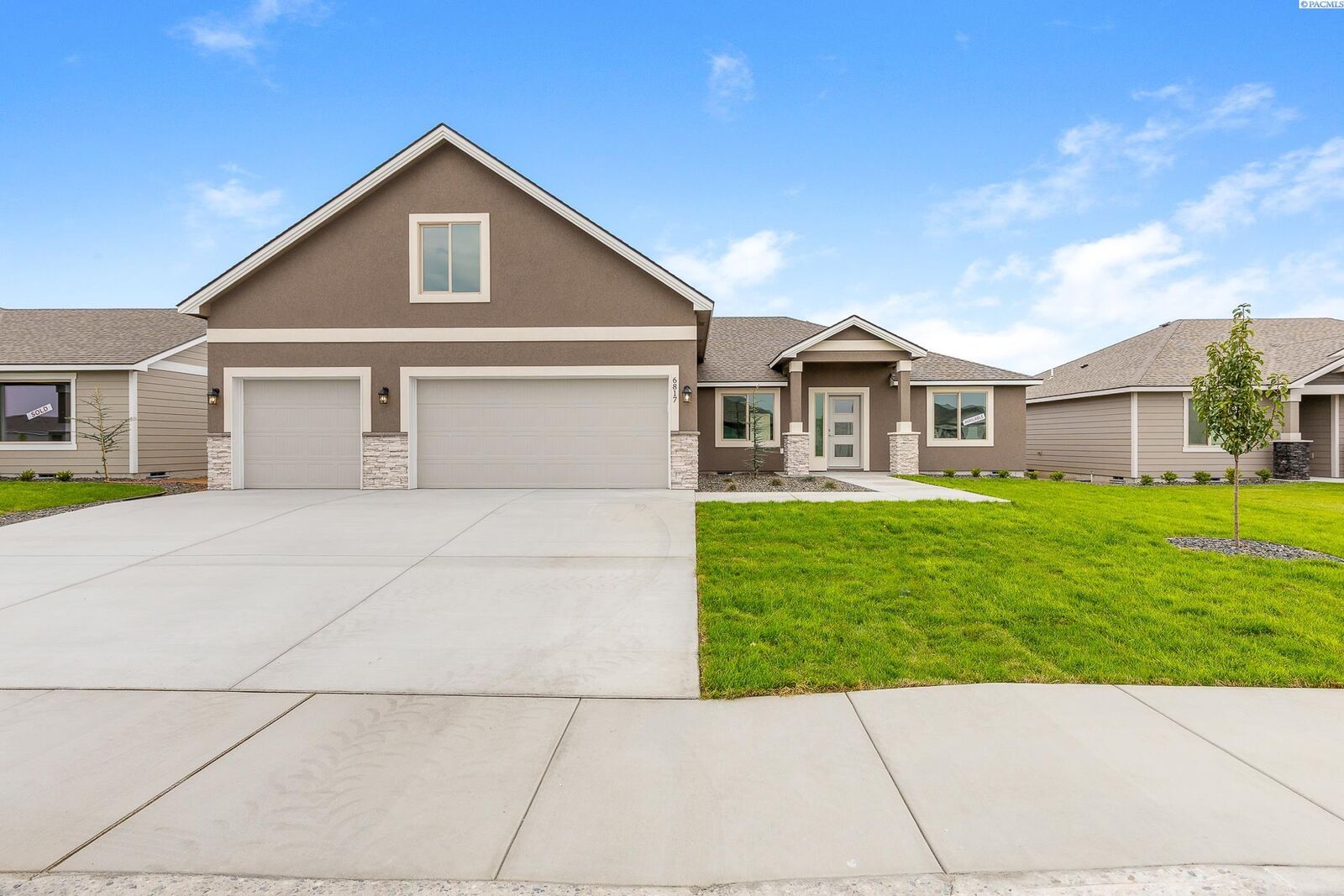 Property Photo: 6817 Steelhead Ave WA 99301
