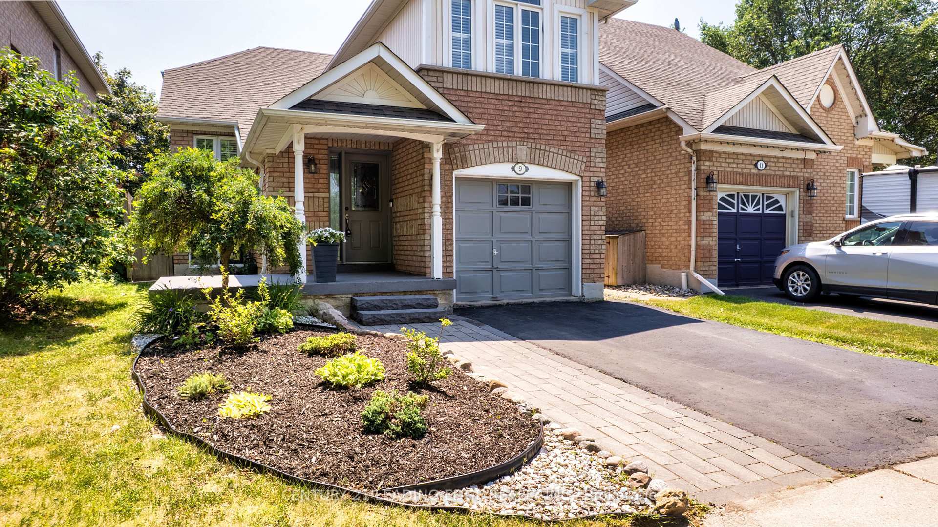 Property Photo: 9 Portage Trail ON L1N 9R4