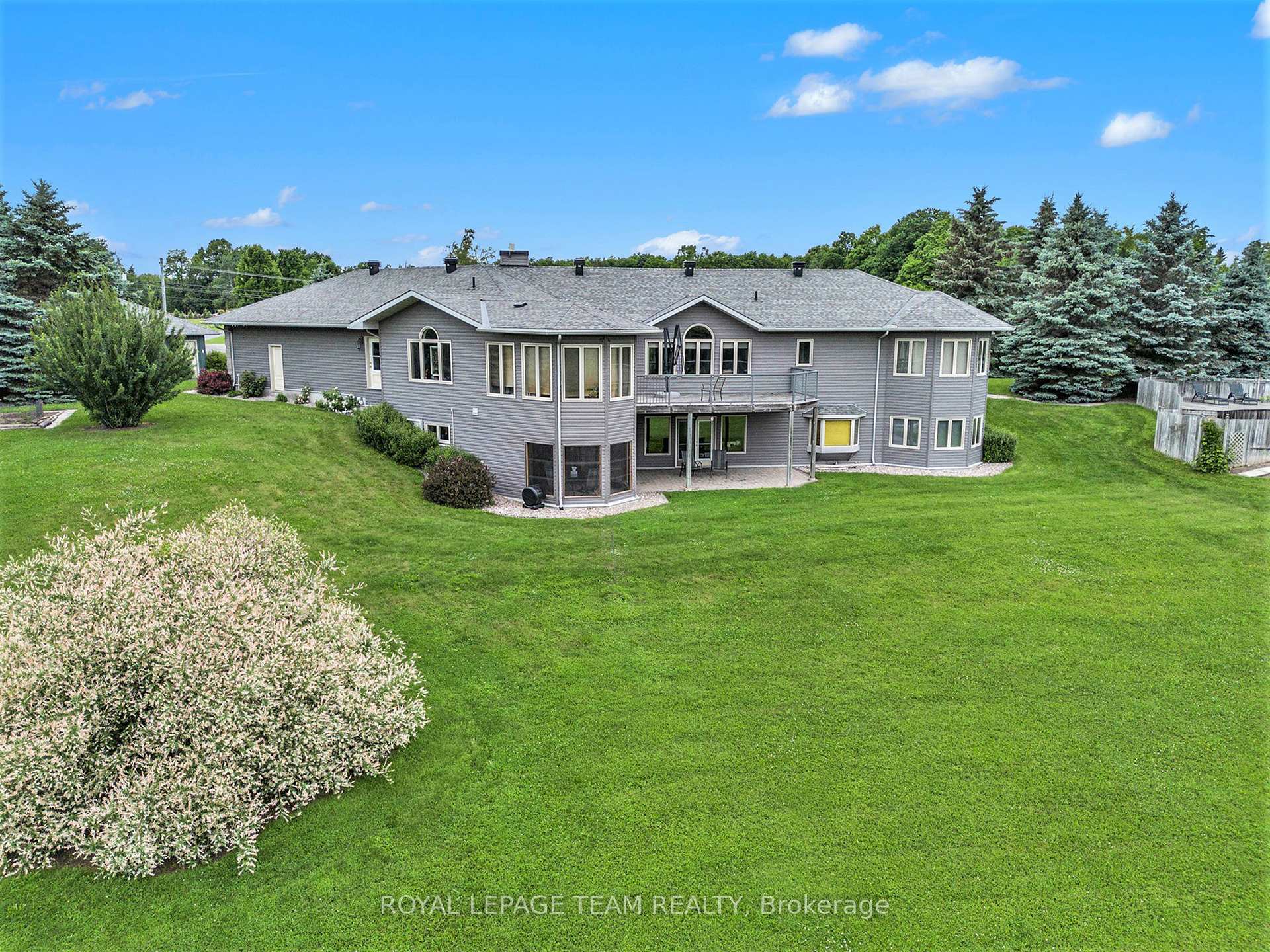Photo de la propriété: 2124 Cty Rd 18 Road S ON K0G 1J0