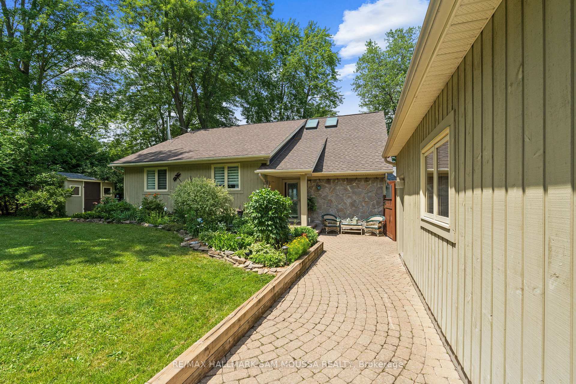 Property Photo: 4350 Armitage Avenue ON K0A 1T0