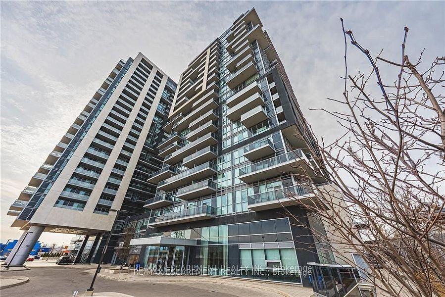 Photo de la propriété: 2093 Fairview Street 2001 ON L7R 0E6