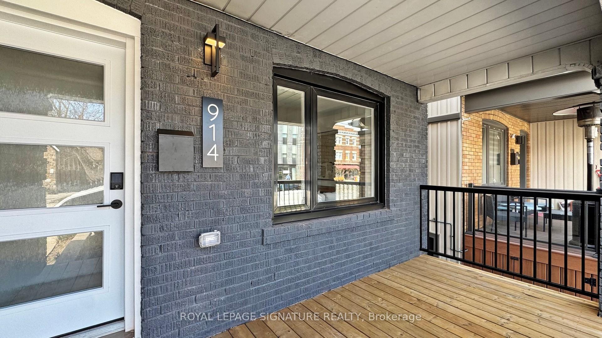 Property Photo: 914 Broadview Avenue ON M4K 2R1
