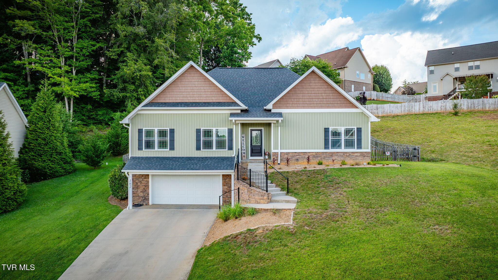 Property Photo: 162 Cameron Court TN 37659