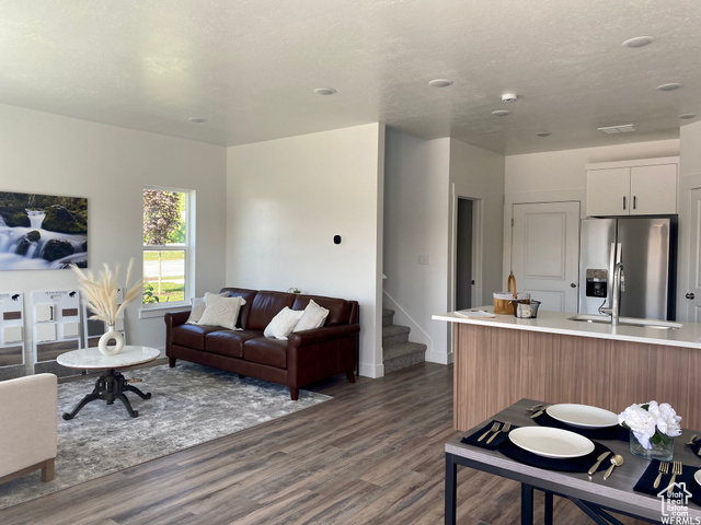 Property Photo:  497 W 400 S  UT 84332 