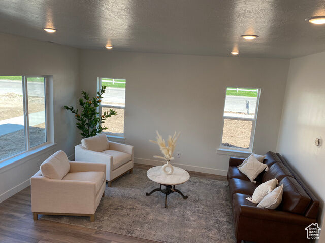 Property Photo: 497 W 400 S UT 84332