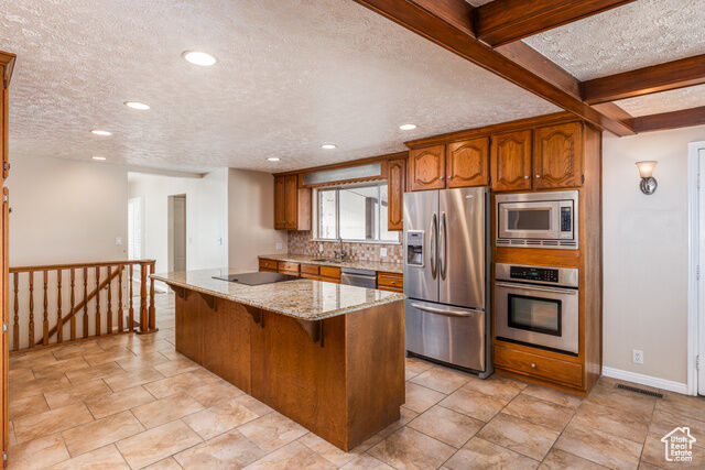 Property Photo: 184 S 200 E UT 84074