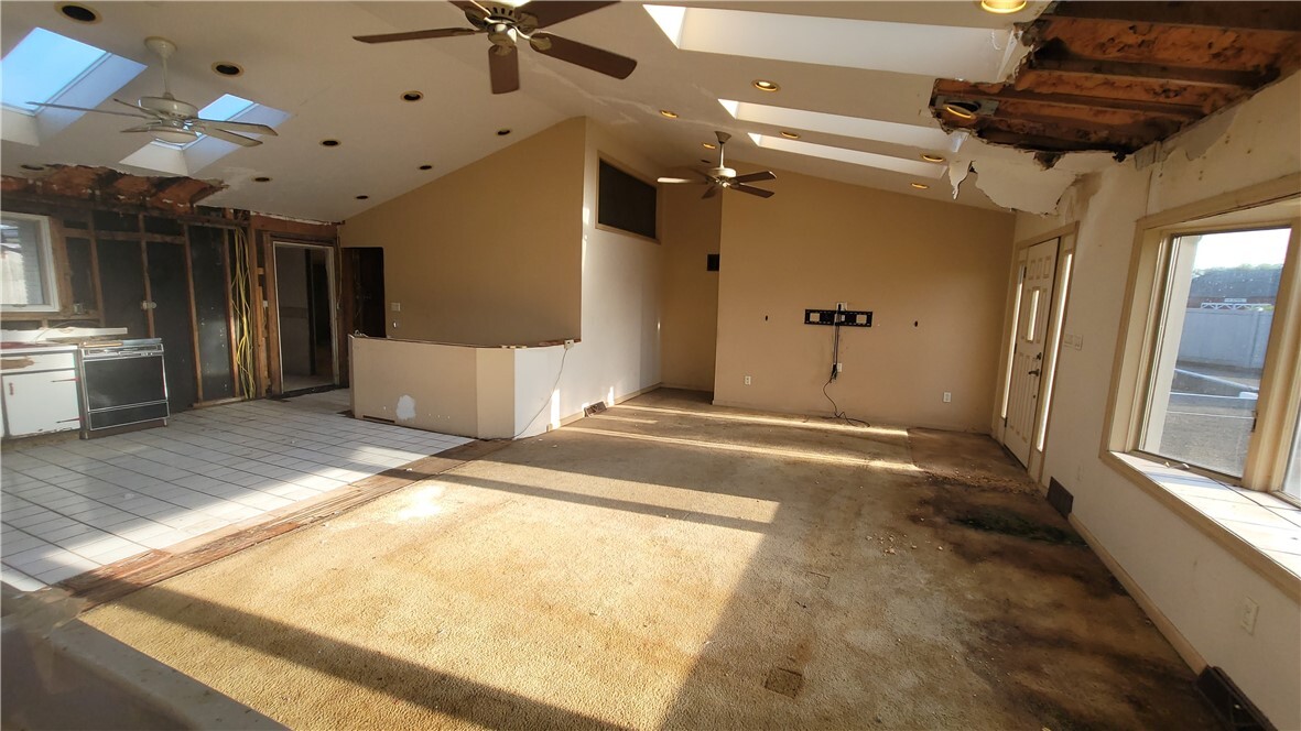 Property Photo: 1442 Greensburg Pike PA 15089