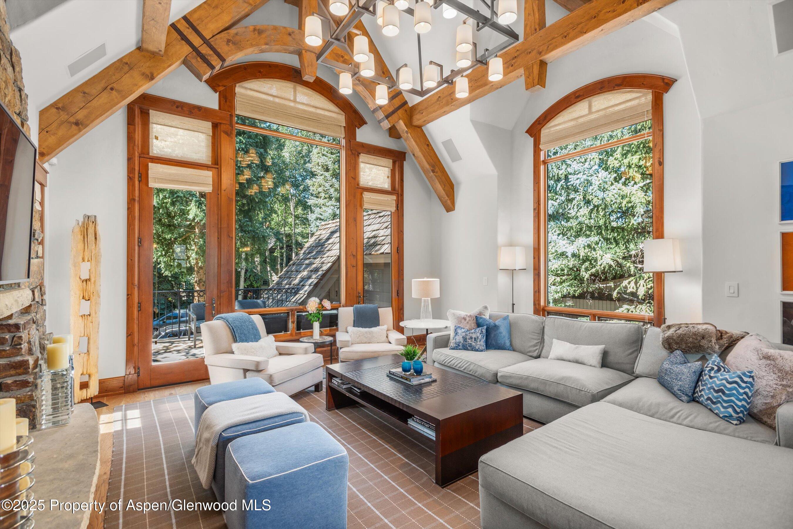 Property Photo:  520 W Smuggler Street  CO 81611 