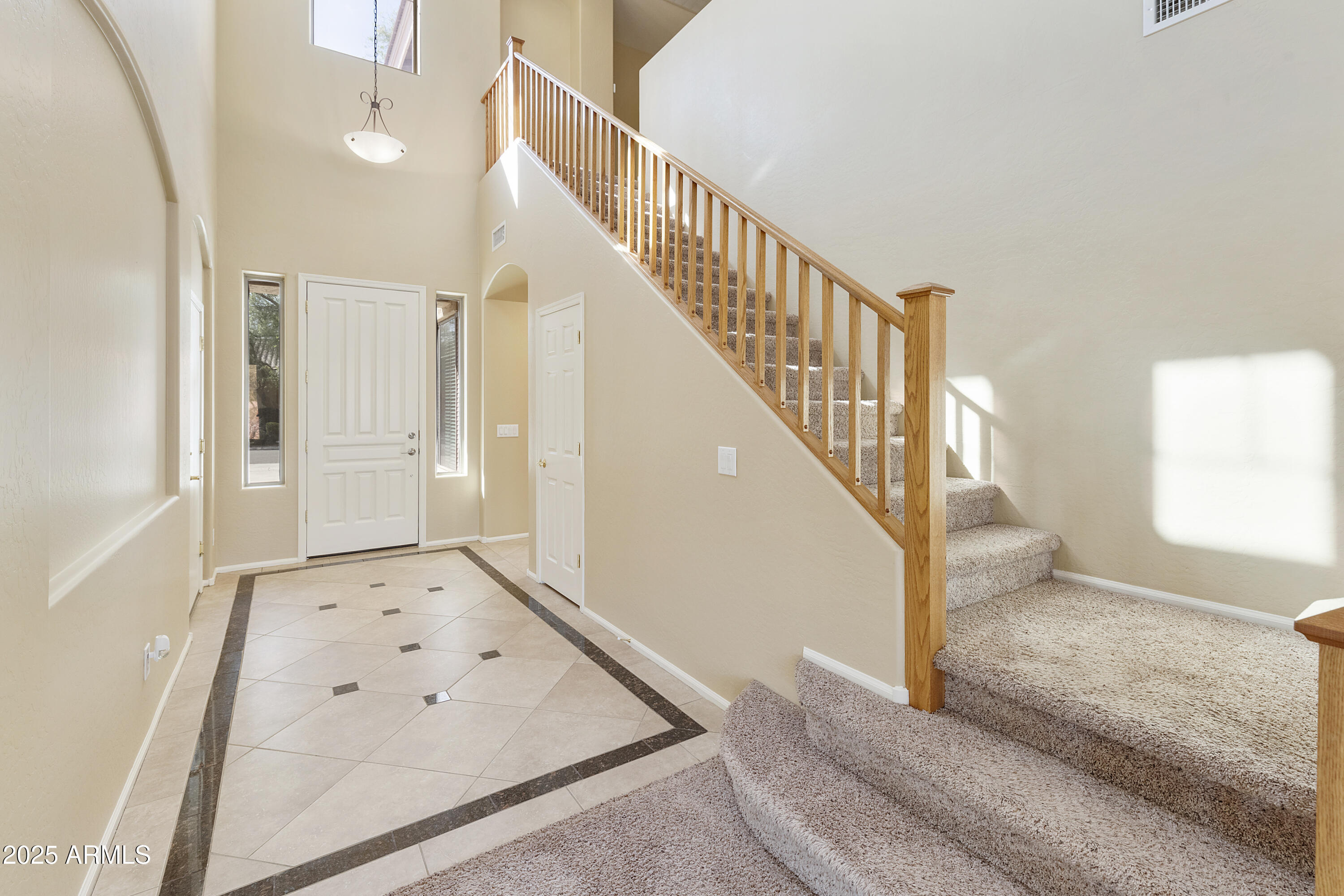 Property Photo: 4220 E Marshall Avenue AZ 85297