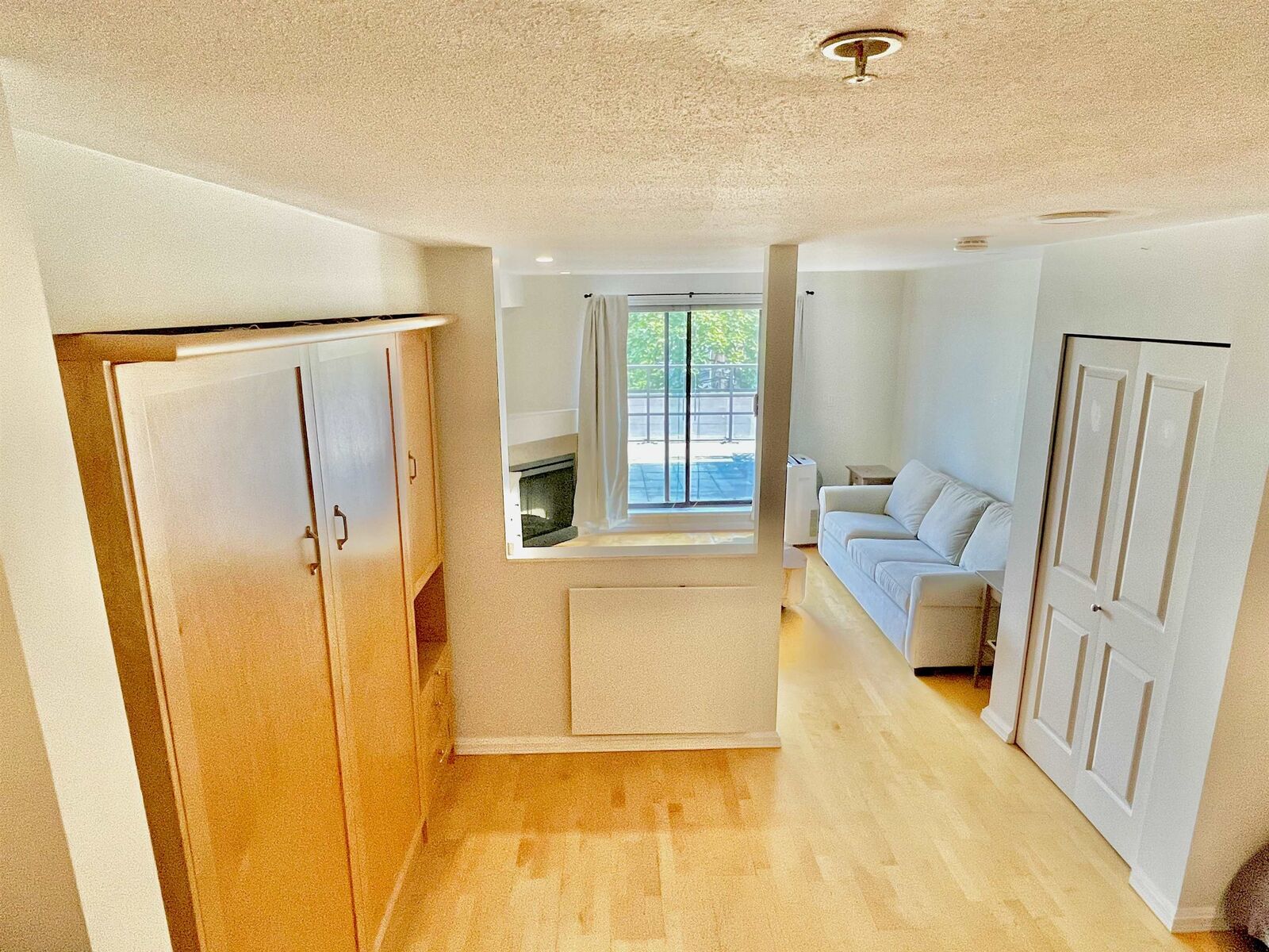 Property Photo:  997 W 22 Avenue 305  BC V5V 2A2 