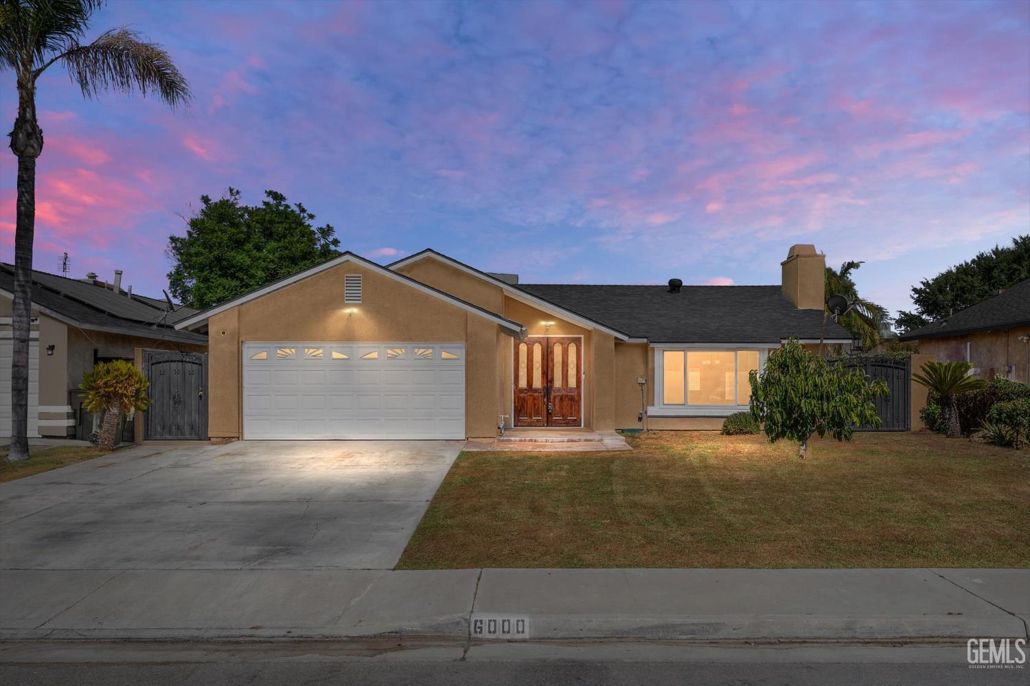 Property Photo: 6000 Lugene Avenue CA 93313