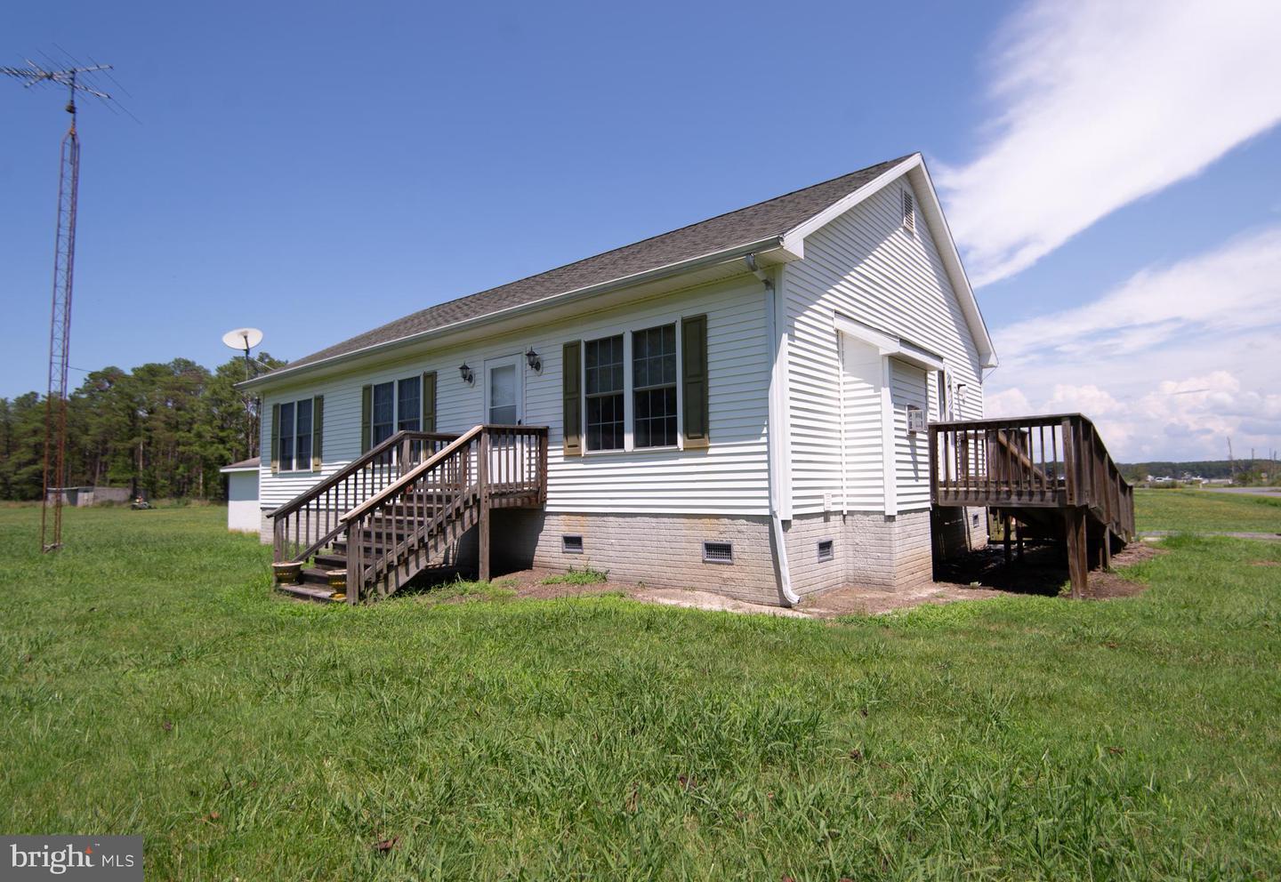 Property Photo: 5441 Ragged Point Road MD 21613