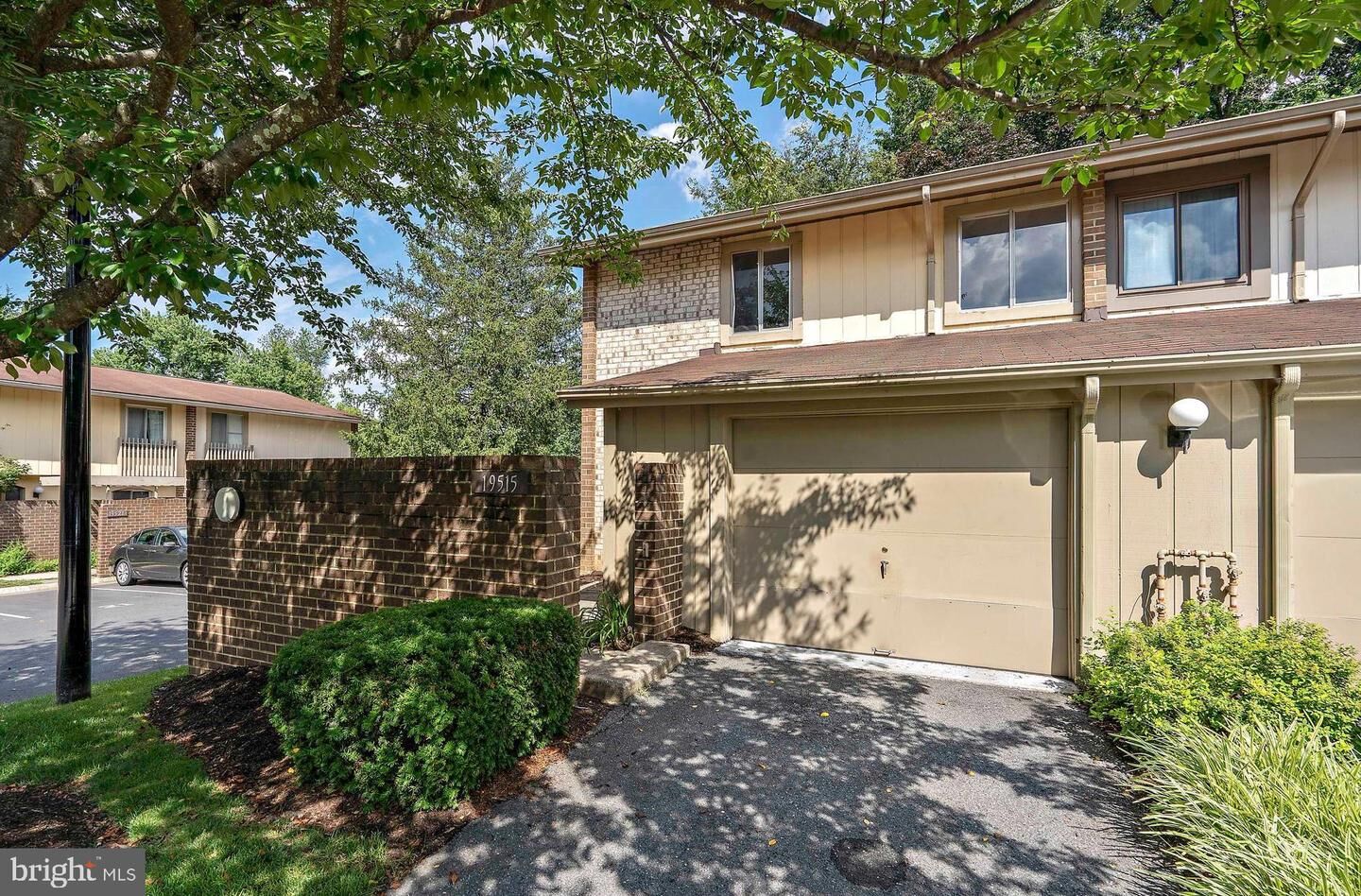 Property Photo:  19515 Brassie Place 11H  MD 20886 