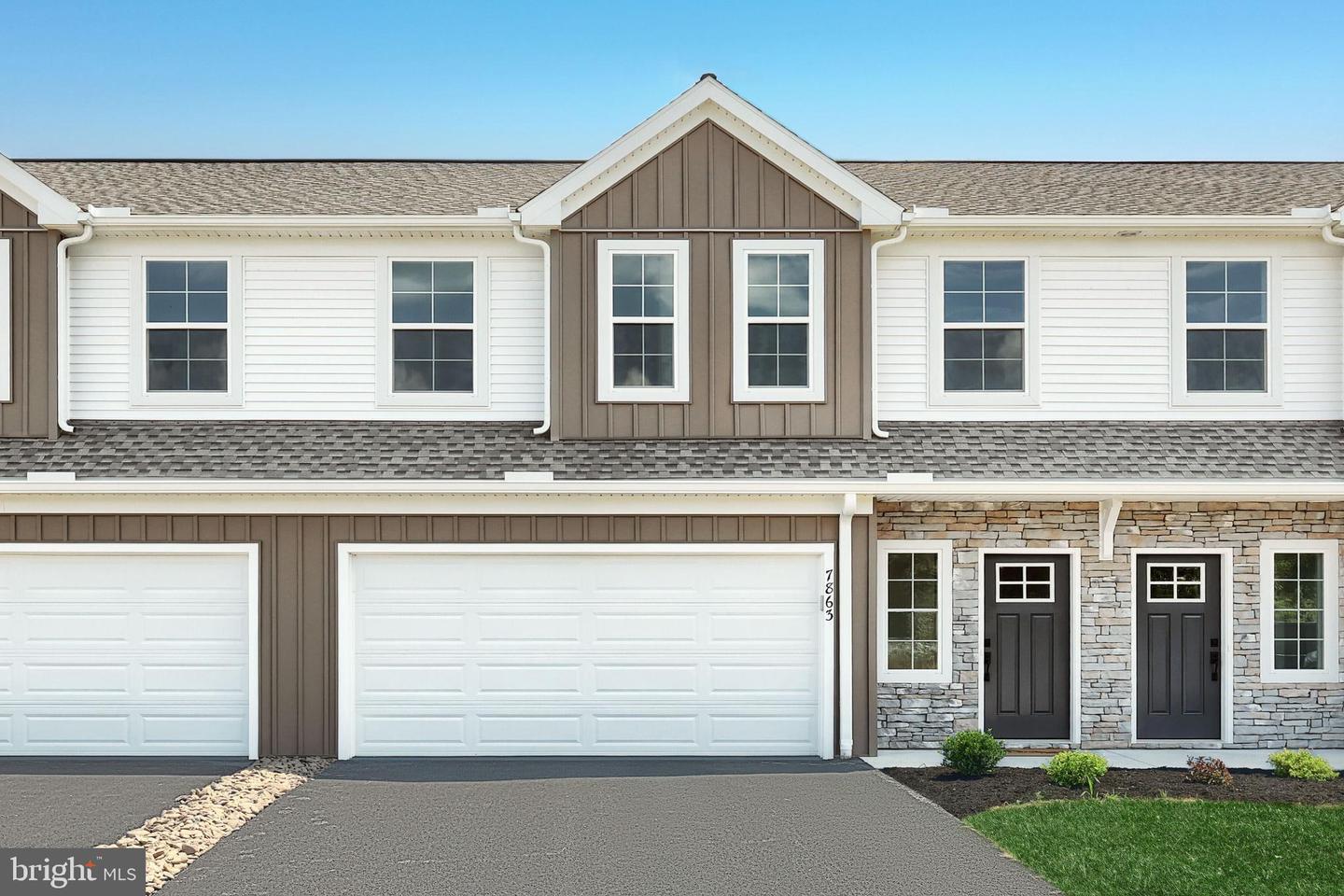 7863 Briarwood Drive  Harrisburg PA 17112 photo
