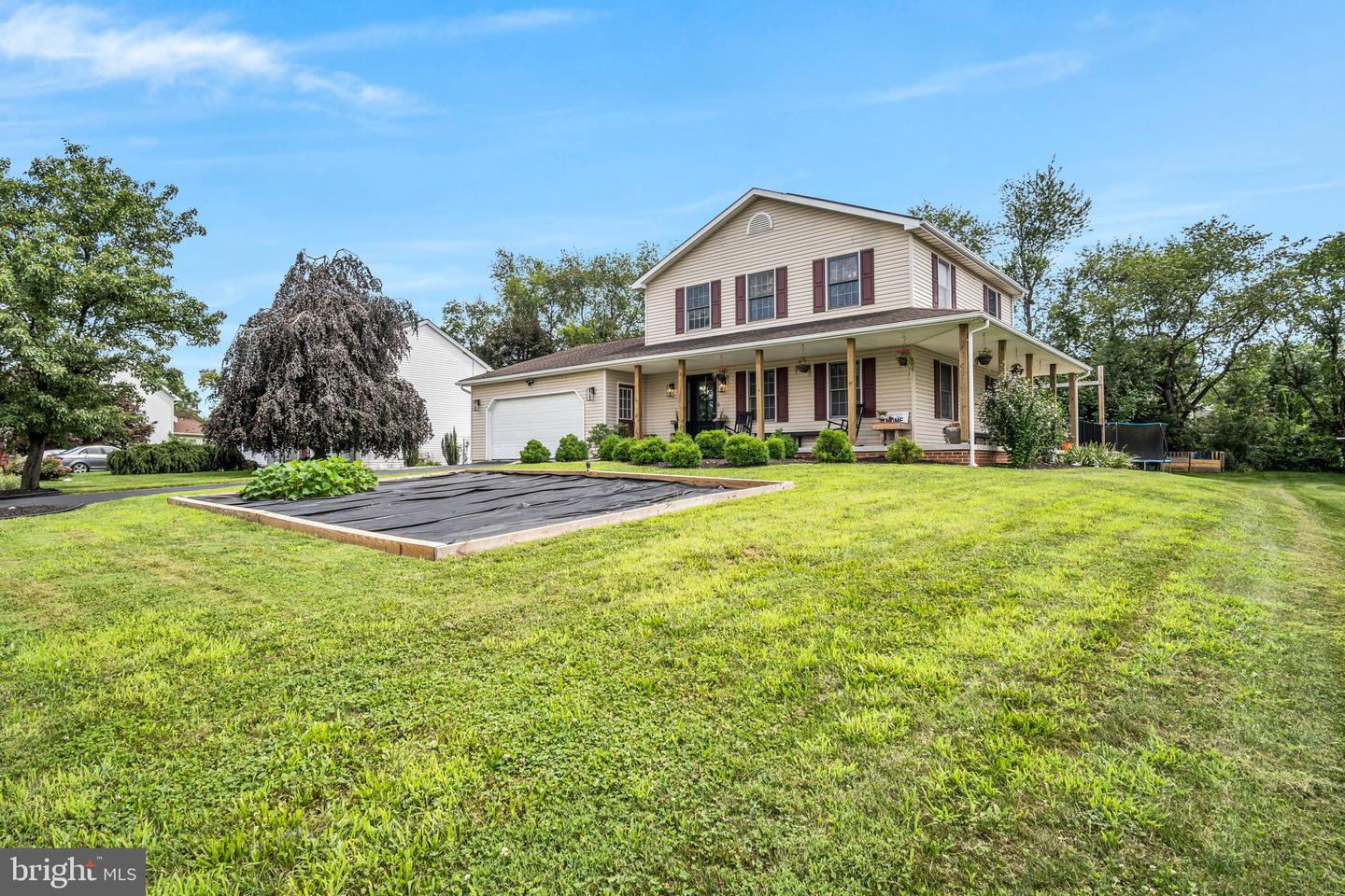 Property Photo:  14 Cobblestone Drive  PA 17015 