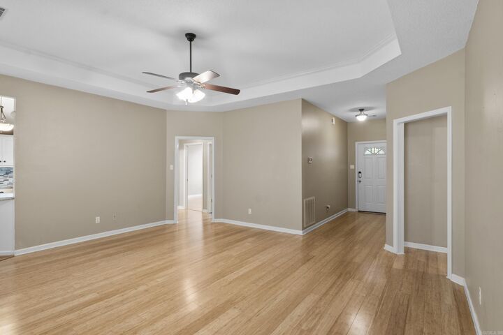 Property Photo: 1707 Point West Dr AR 72211