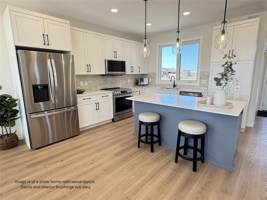 Photo de la propriété:  45 Chimney Swift Way  MB R5A 0B6 