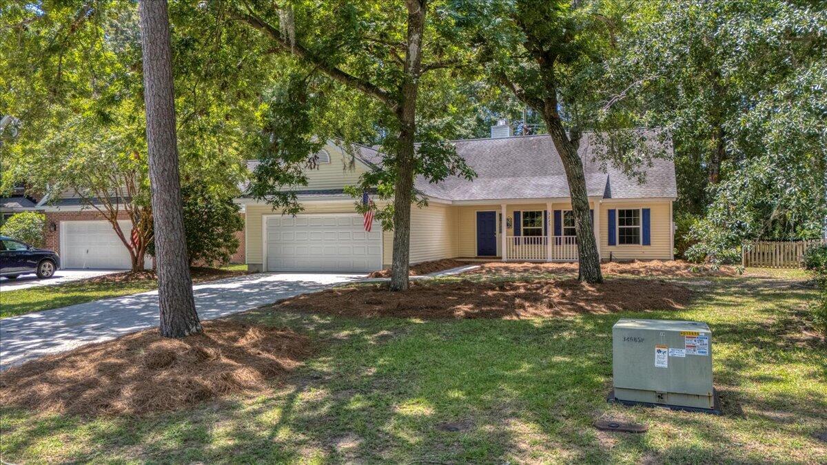 Property Photo: 3225 Heathland Way SC 29466