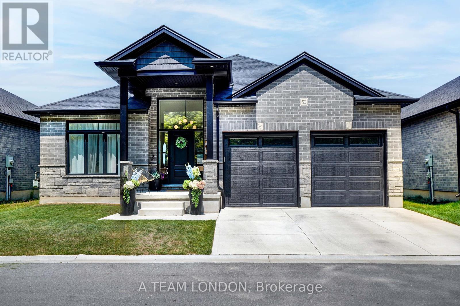 Property Photo: 383 Daventry Way 52 ON N0L 1R0