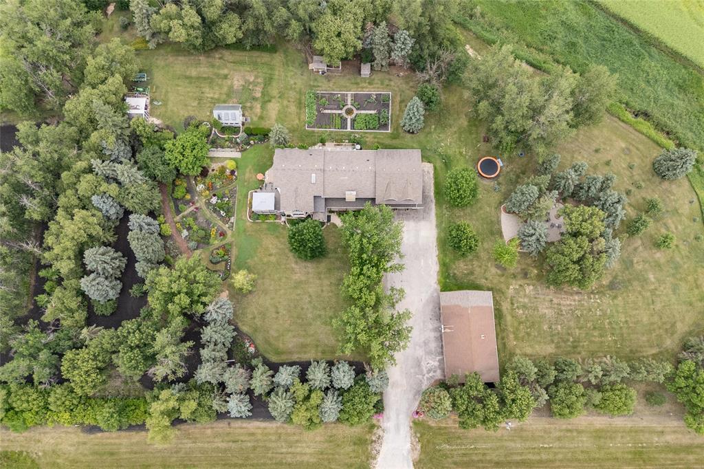 Property Photo: 1129 Brady Road MB R5A 1E6