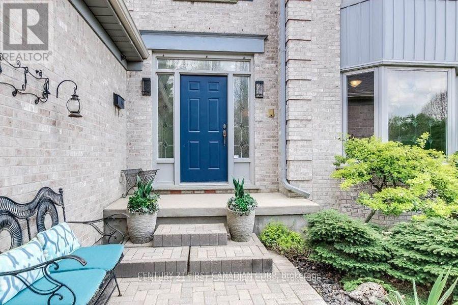 Photo de la propriété: 31 Glenridge Crescent ON N6G 4W5