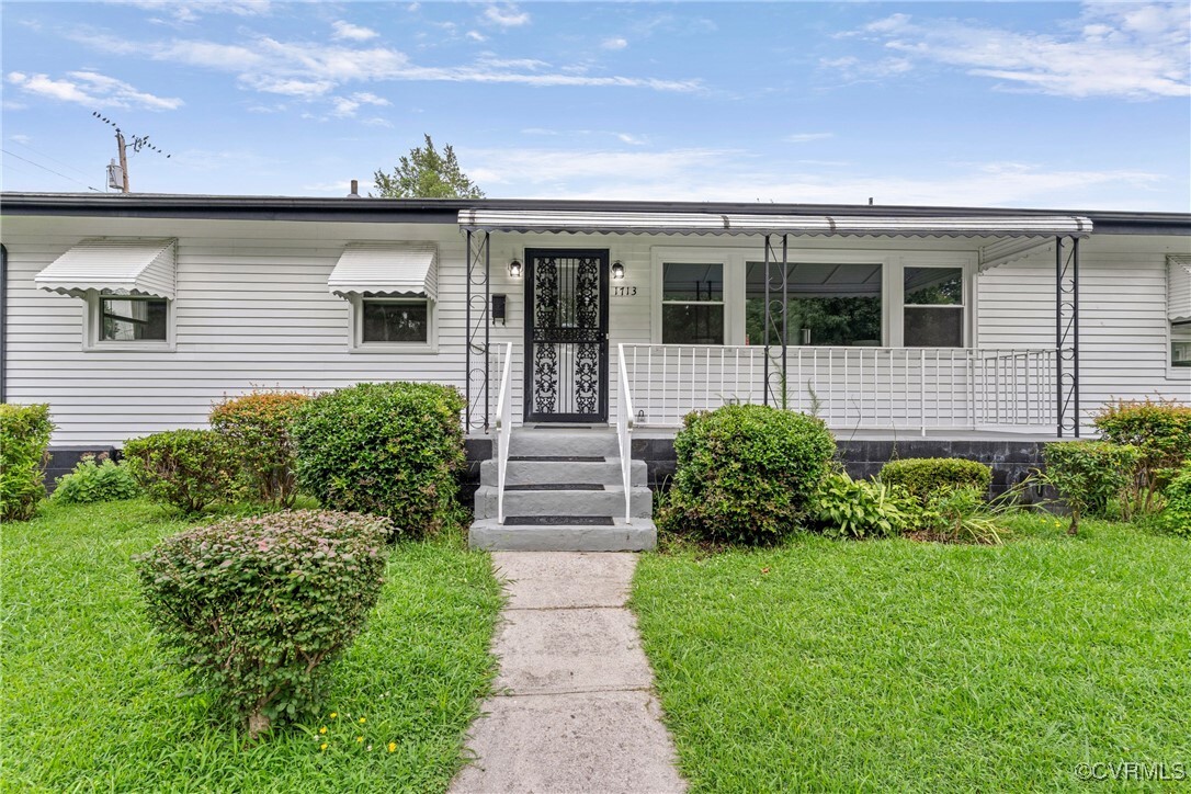 Property Photo: 1713 Spotsylvania Street VA 23223
