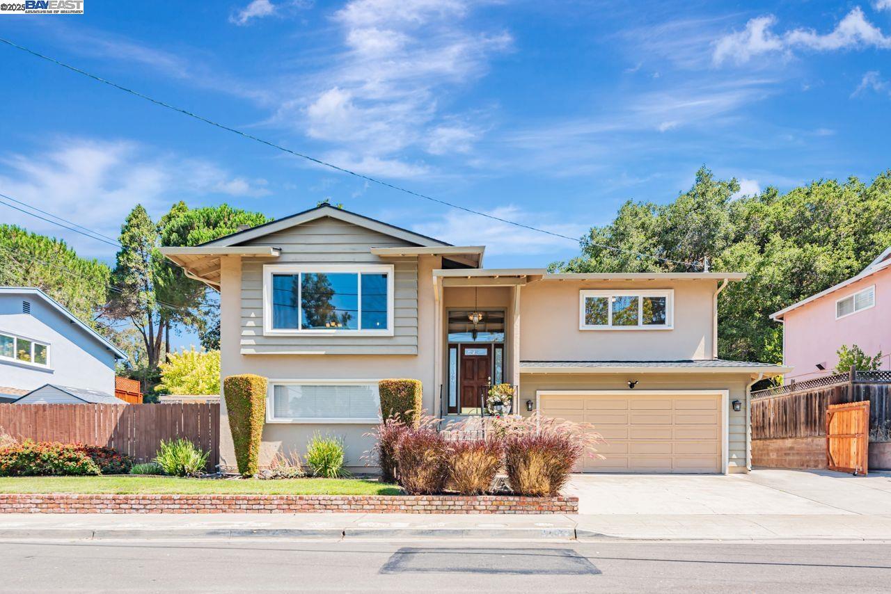 32072 Chicoine Ave  Hayward CA 94544 photo