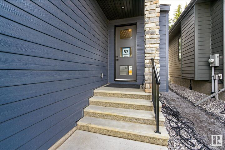 Property Photo:  57 Newbury Ci  AB T8B 0C4 