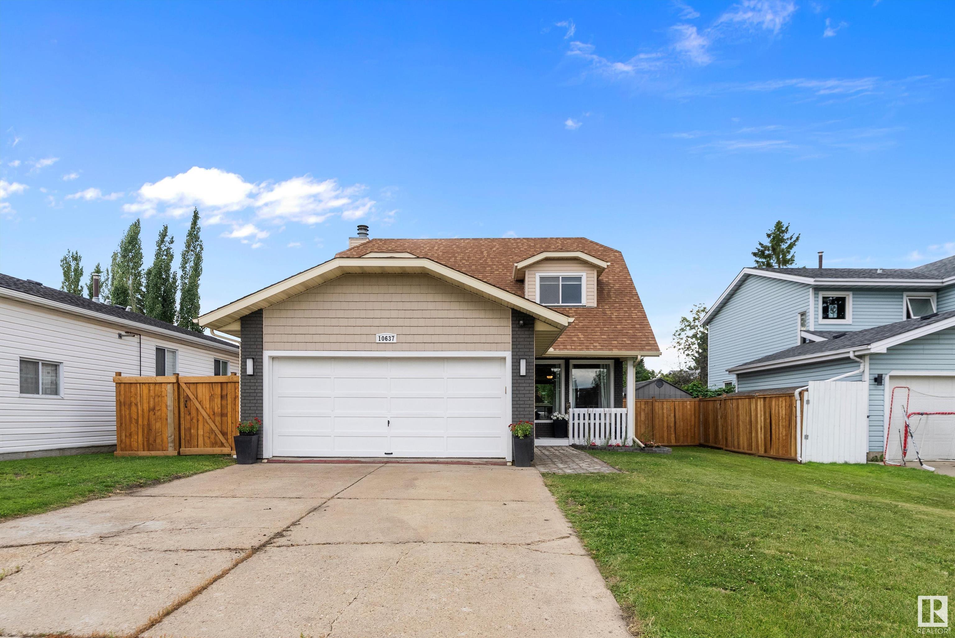10637 11 Avenue NW  Edmonton AB T6J 6J5 photo