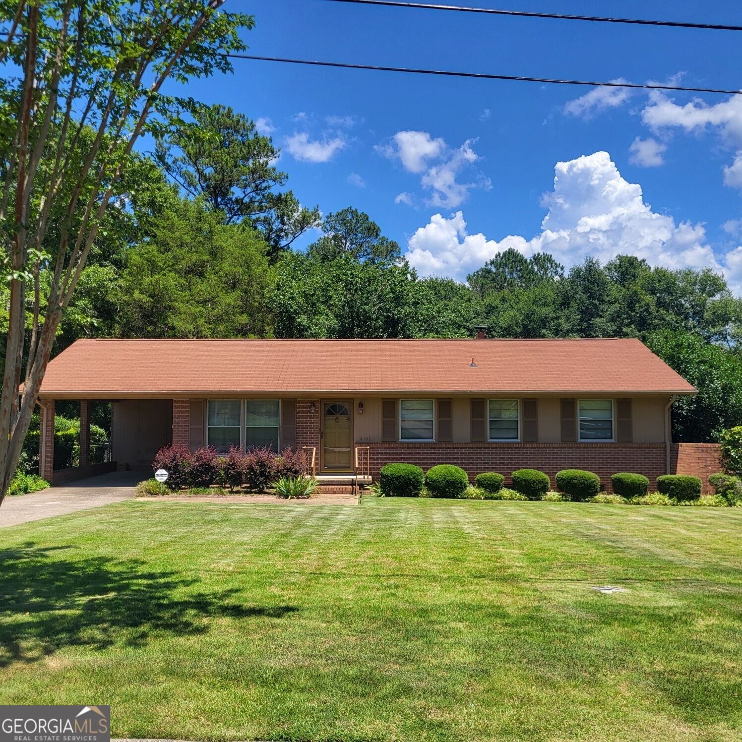 Property Photo: 4102 19th Avenue AL 36854