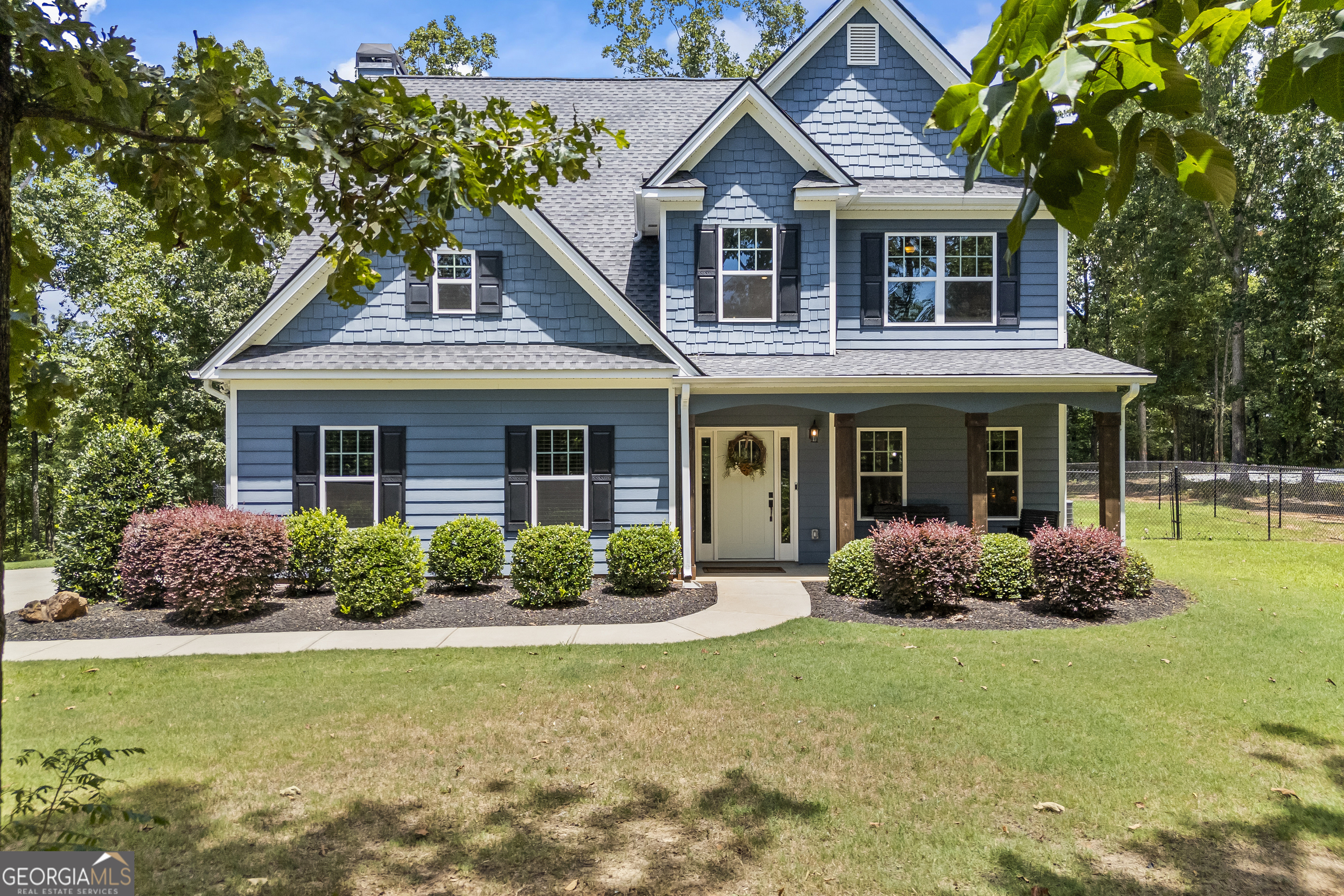 Property Photo: 211 Blackthorn Road GA 30628