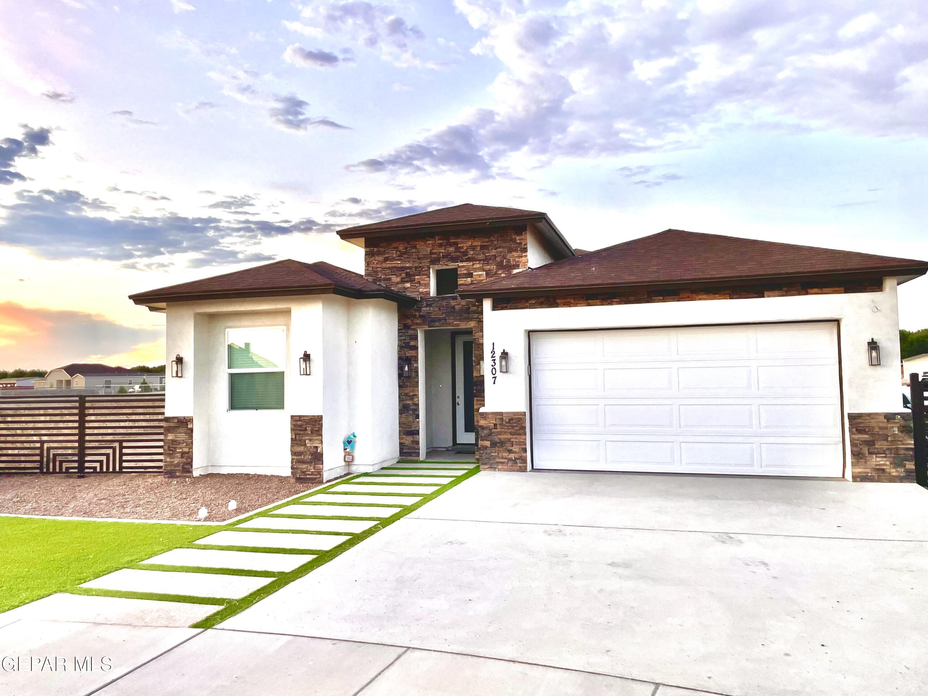 Property Photo:  754 Delilah Avenue  TX 79927 