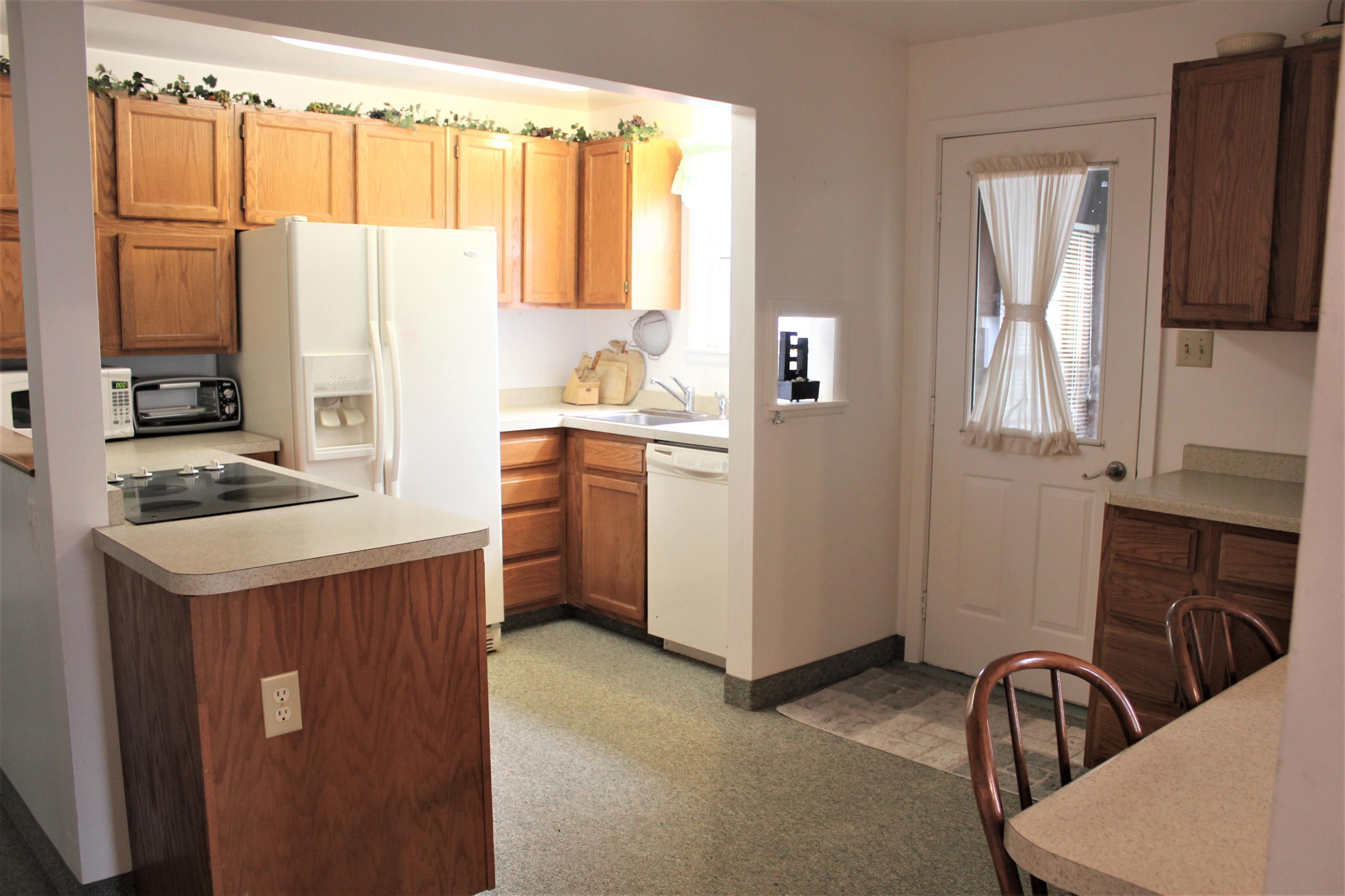 Property Photo: 302 McKinley Avenue ND 58576