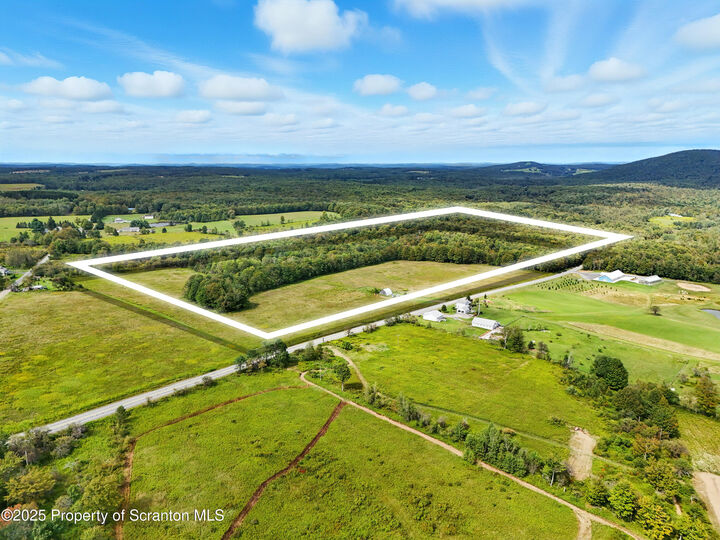 Property Photo: 529 Pa-370 PA 18470