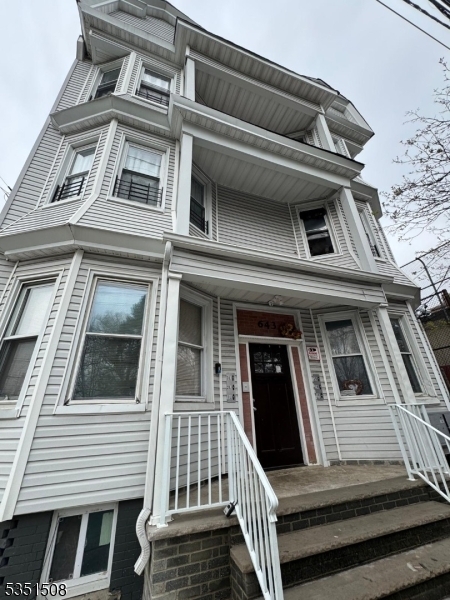 Property Photo: 643 S 17th St NJ 07103